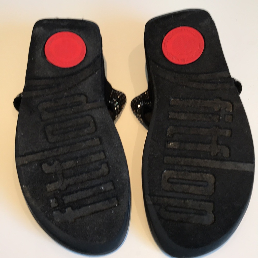 Fitflop black studded thong sandals size US 5 - Picture 4 of 9